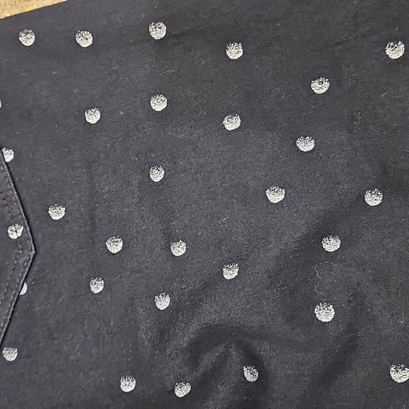 GAP Black Skinny Jeans with Classic Style - Picture 3 of 3